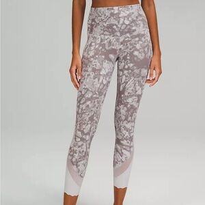 Lululemon Wunder Under Scalloped Hem High-Rise 23” Crop Luxtreme Leggings
